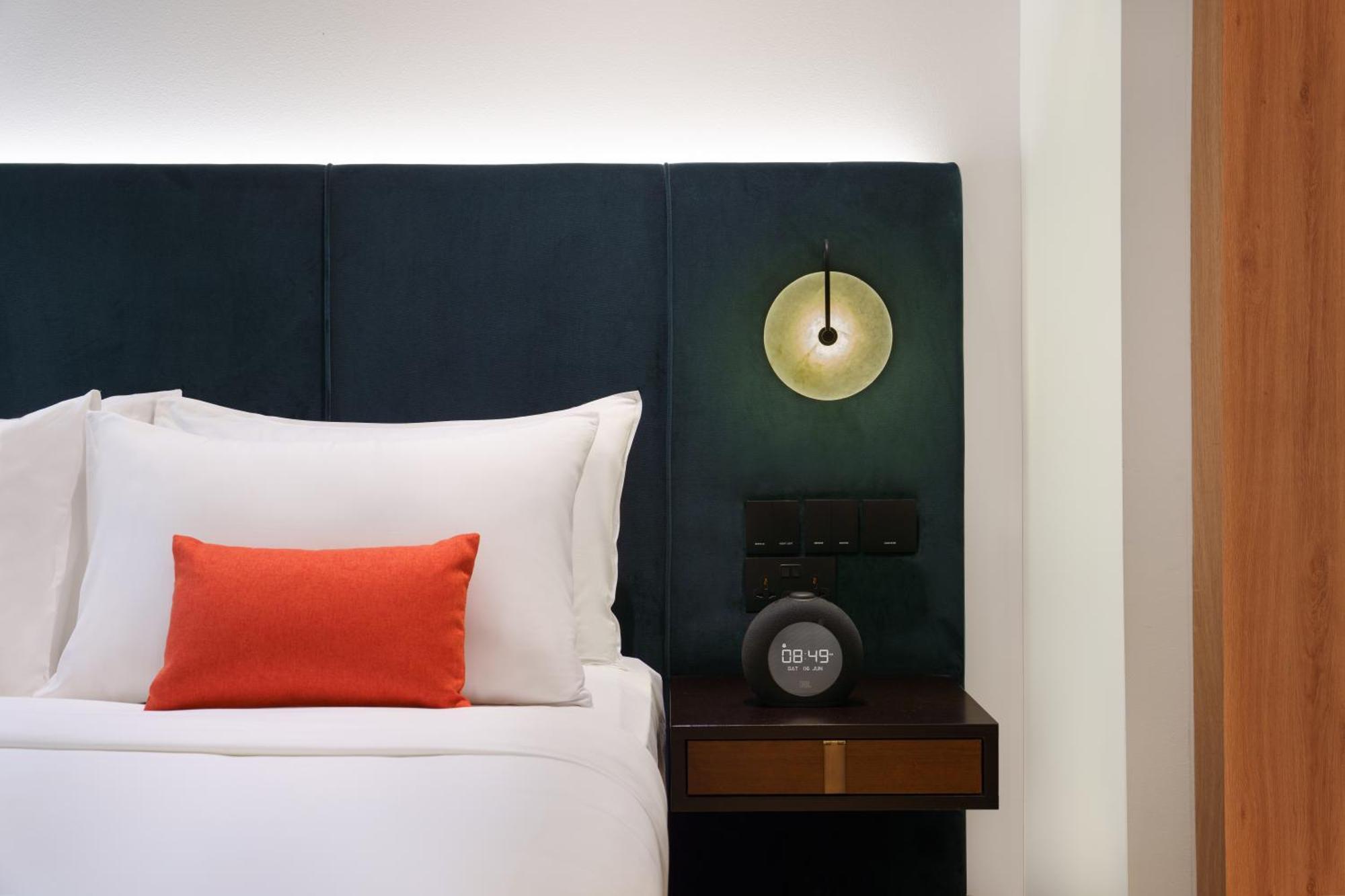 Park Regis By - Newly Renovated Hotel Singapore