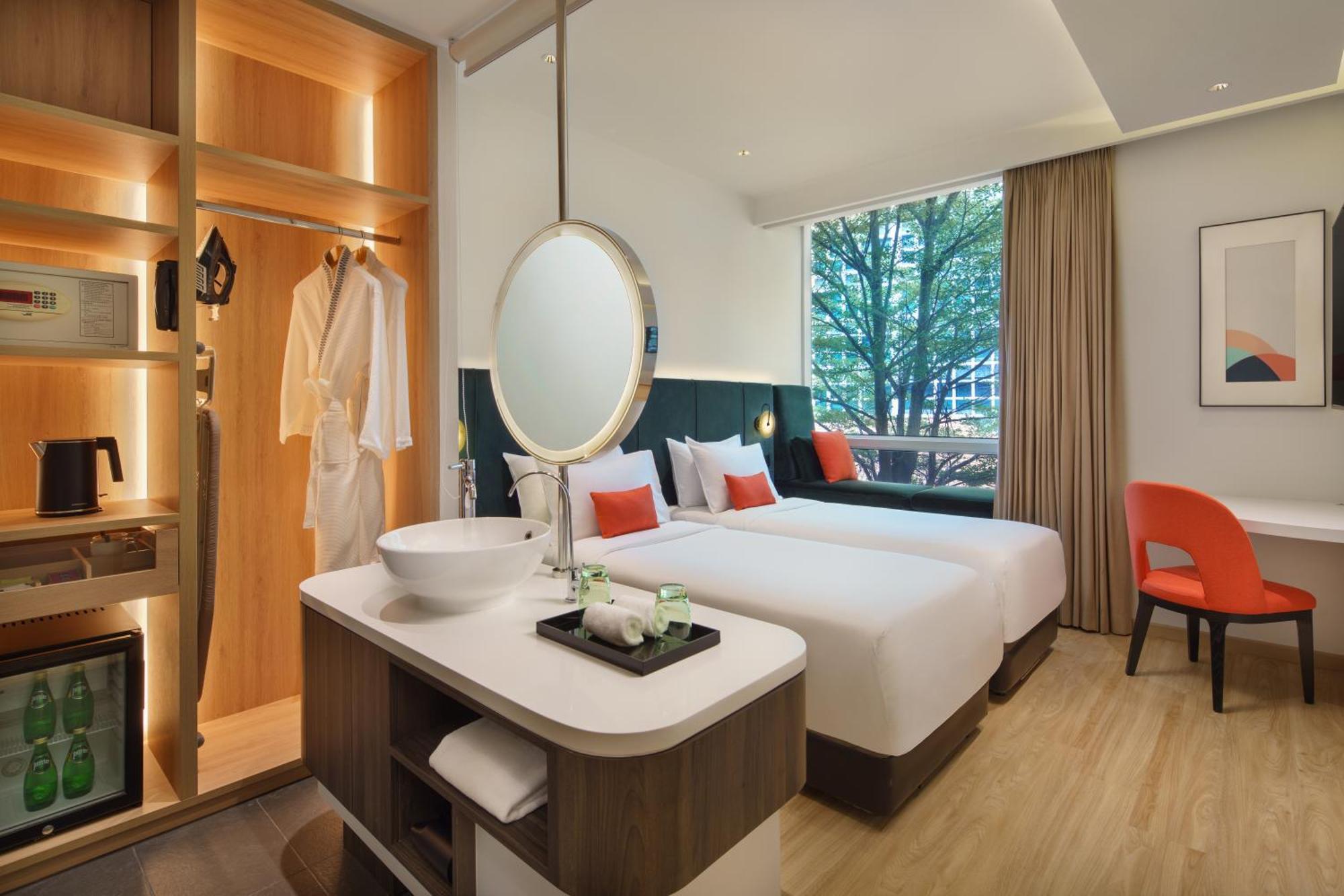 Hotel Park Regis By - Newly Renovated