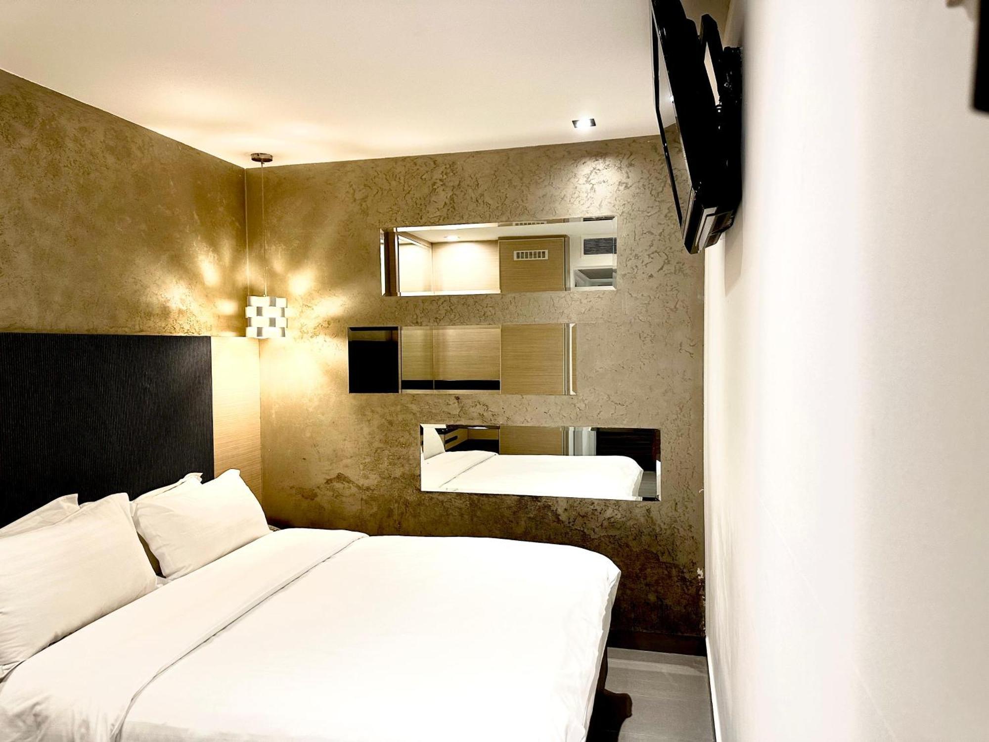 Hotel Lion Peak Bugis Singapore