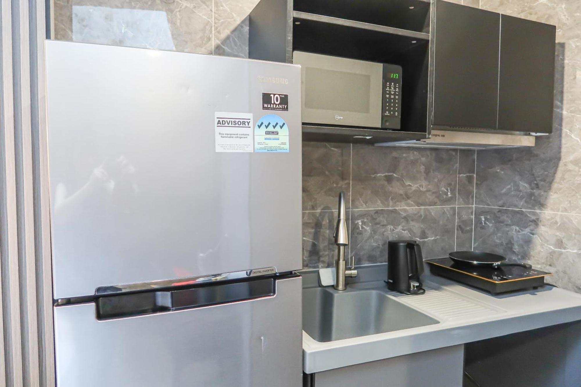 R Residences Apartment Singapore