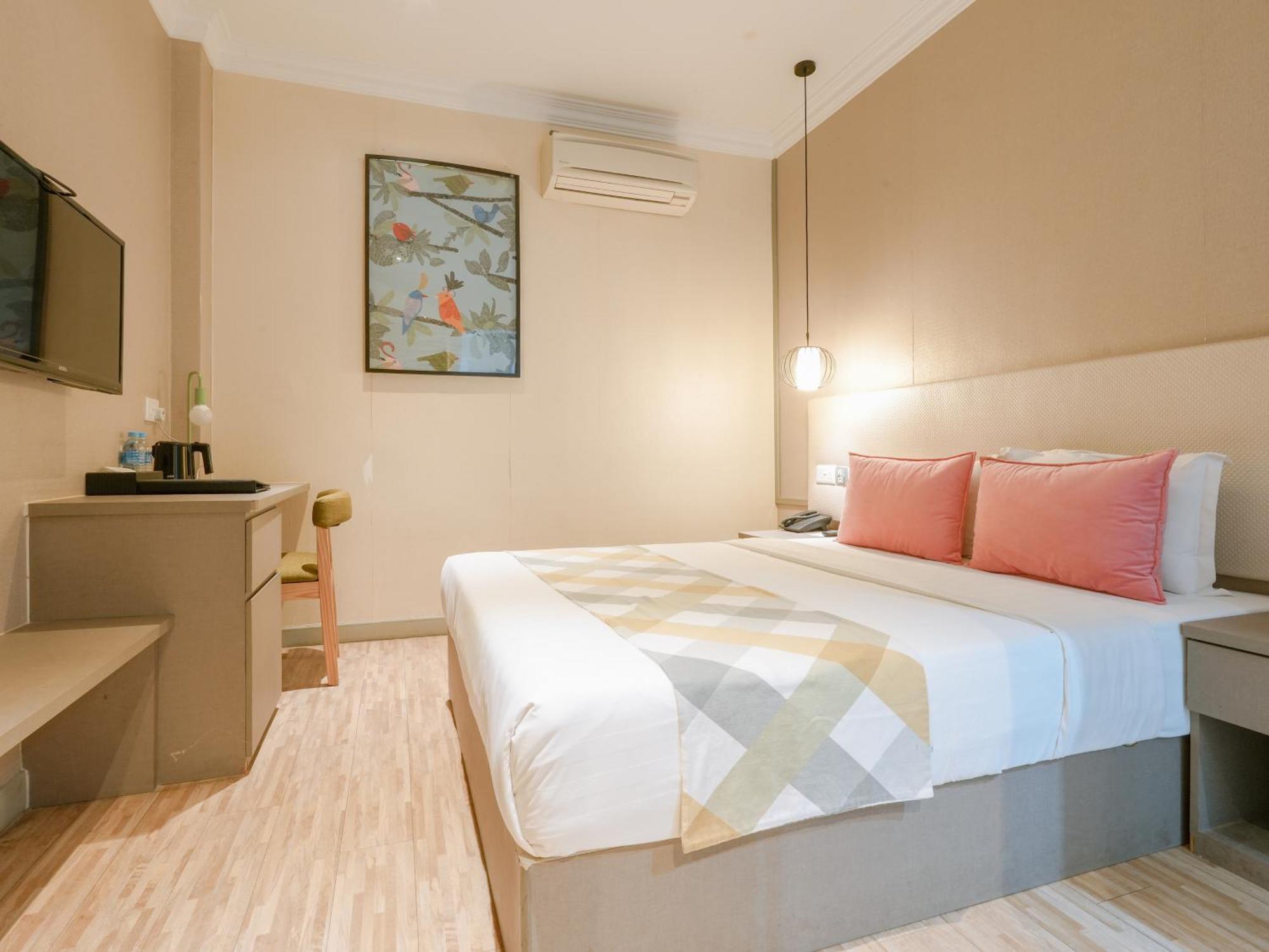 Hotel A Joo Chiat, From 7pm To 9am 3*
