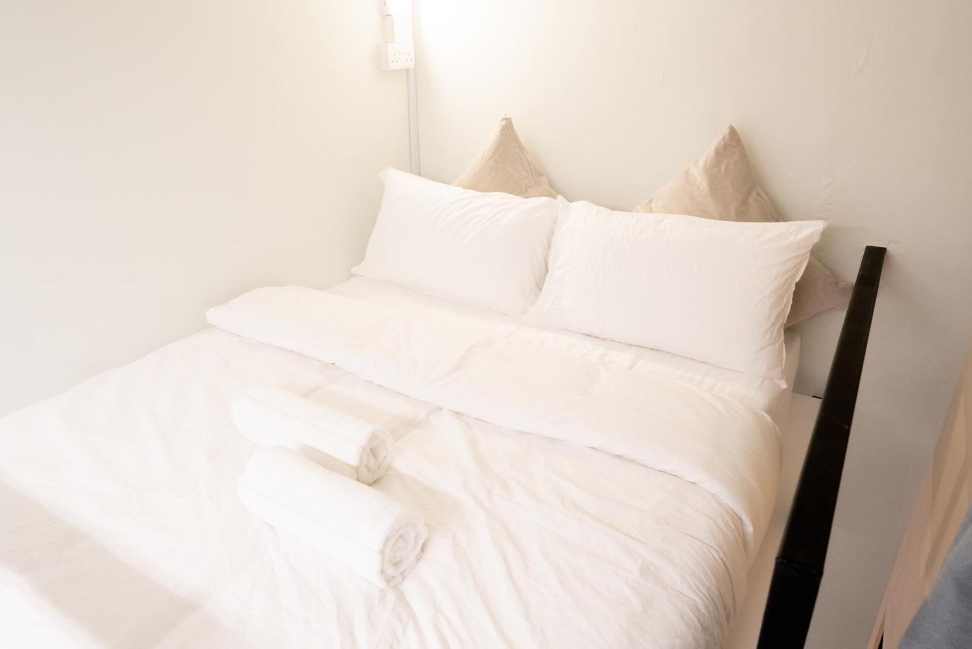 Code At Kampong Glam Hostel Singapore