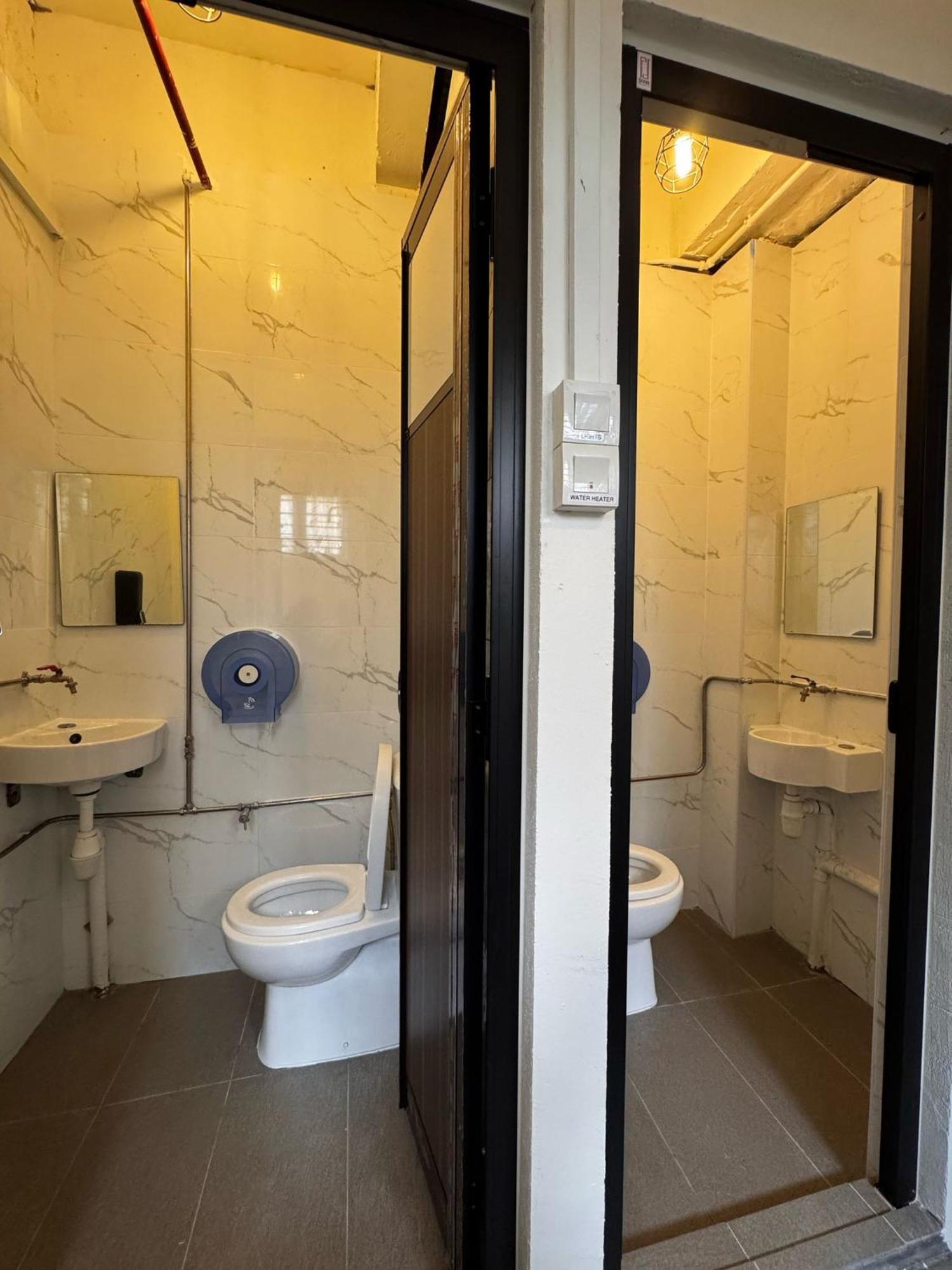 Beat. Capsule Hostel @ Boat Quay Capsule hotel Singapore