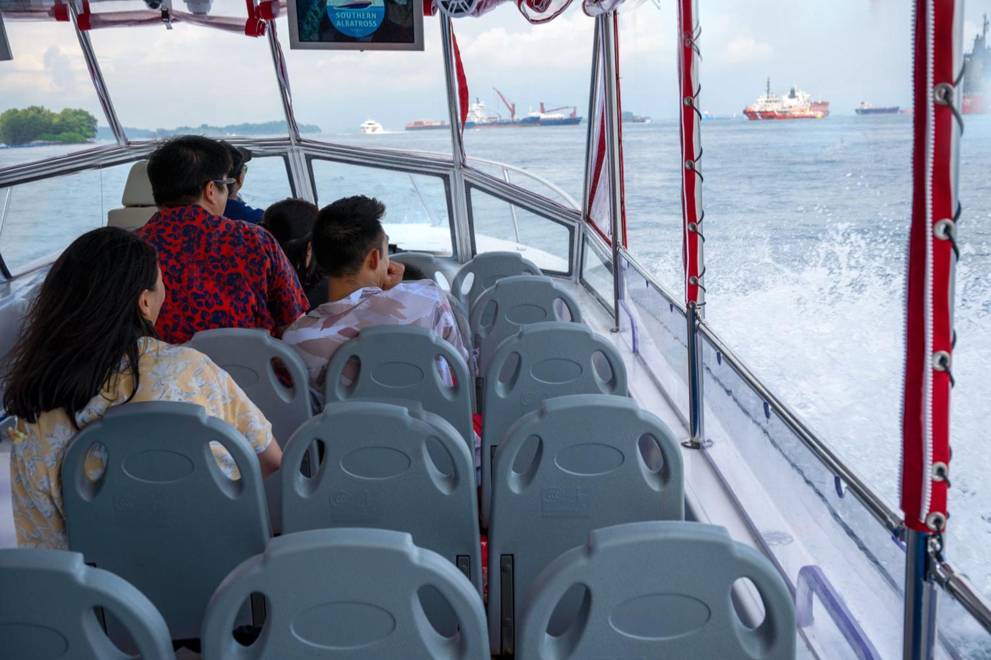 Albatross Speedboat Adventures Botel