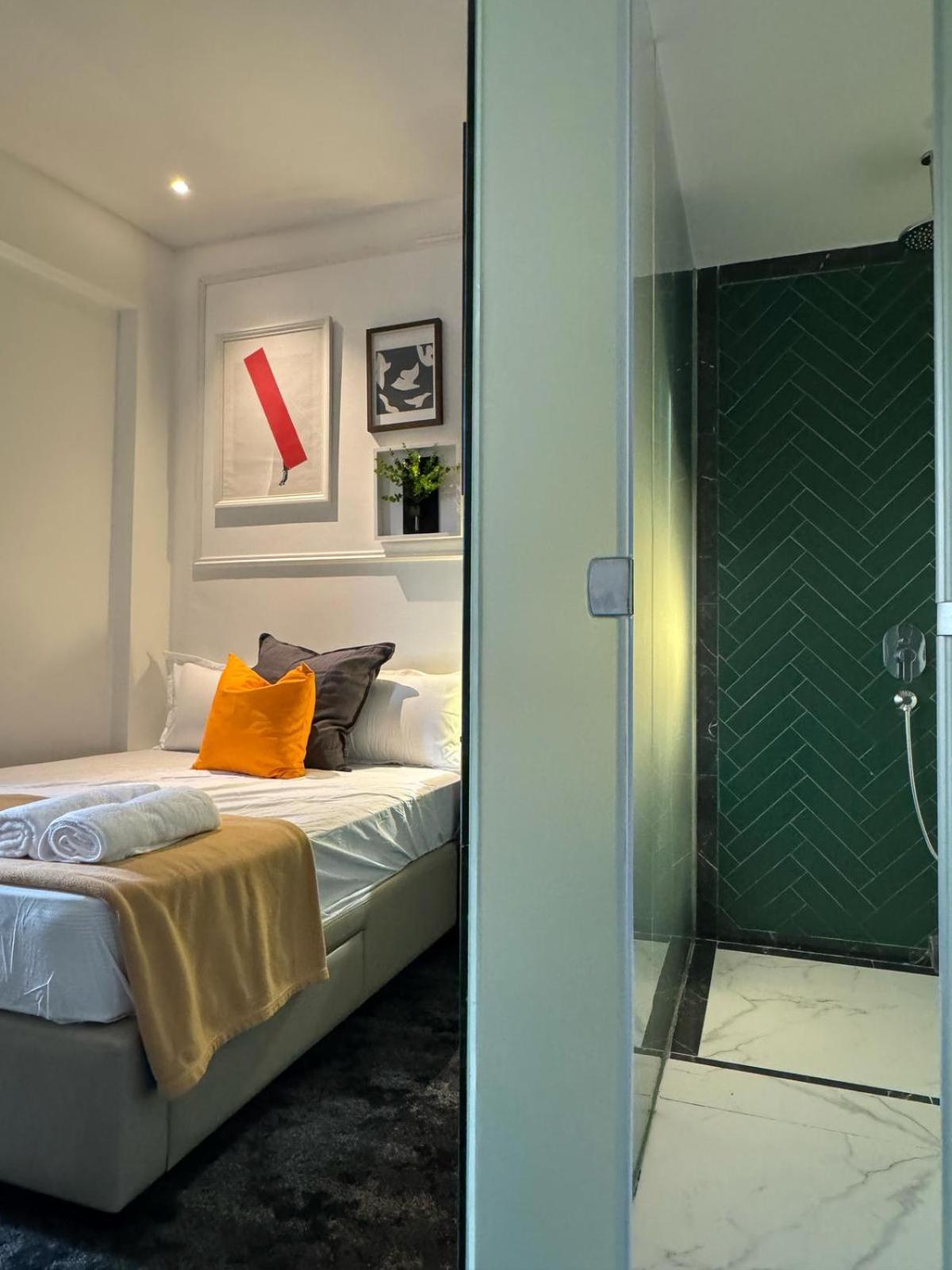545 Residences 3*
