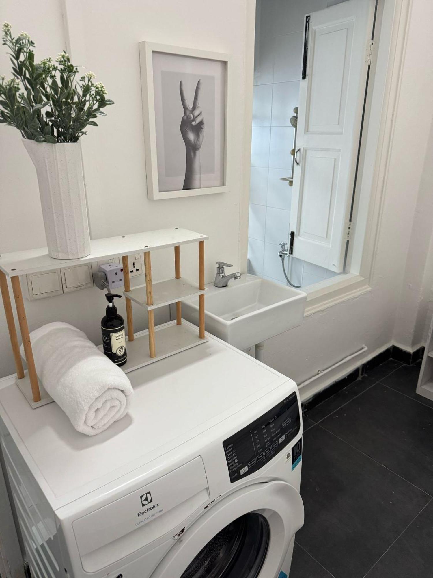 Hotel 545 Residences