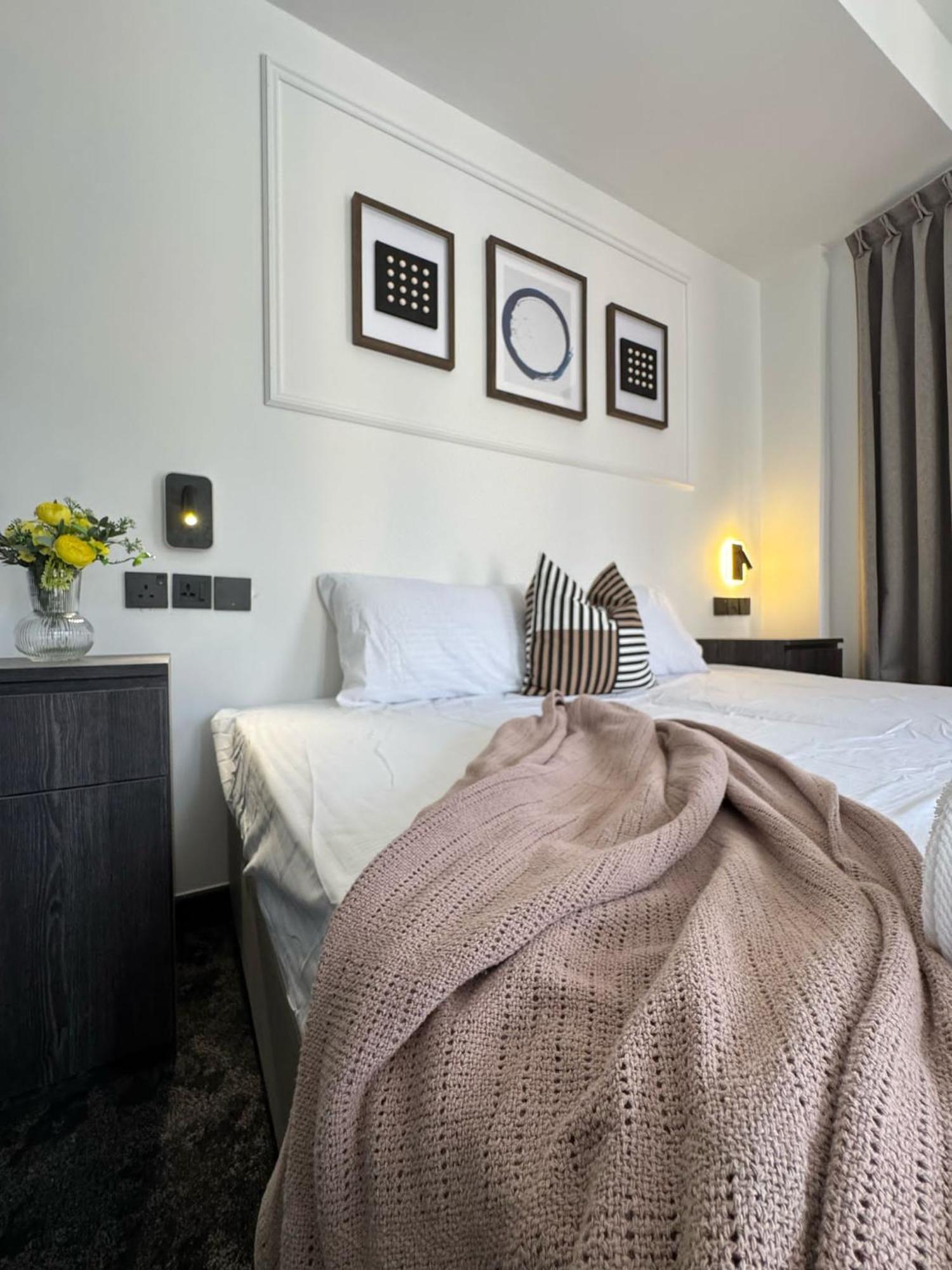545 Residences 3*