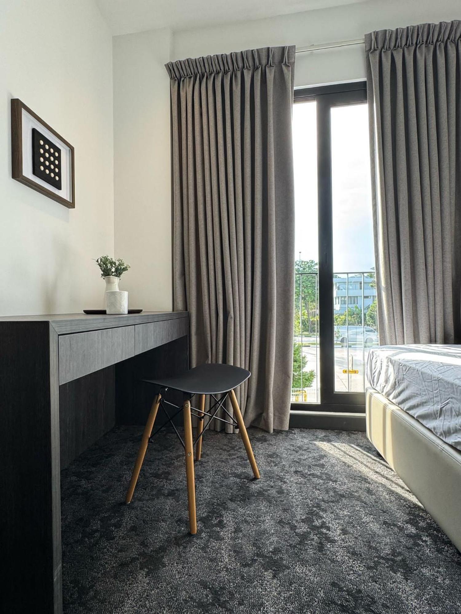 545 Residences 3*