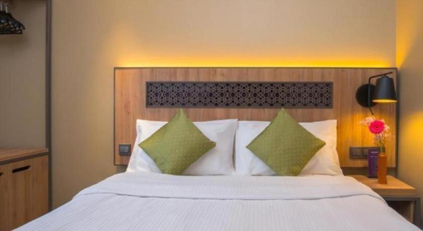 Aqueen Heritage Little India Hotel Singapore