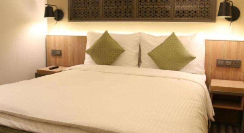 Hotel Aqueen Heritage Little India 3*