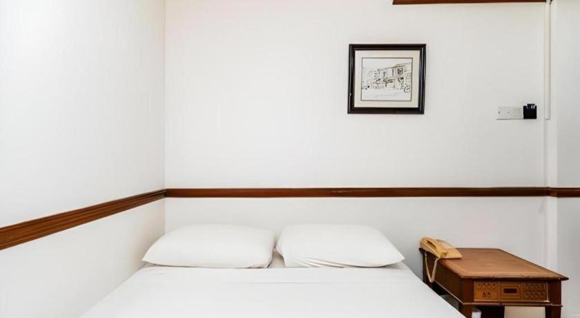 Hotel Four Chain View 2*