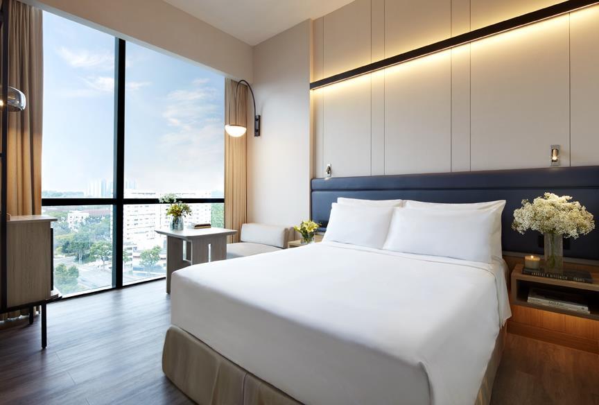 Momentus Alexandra Hotel