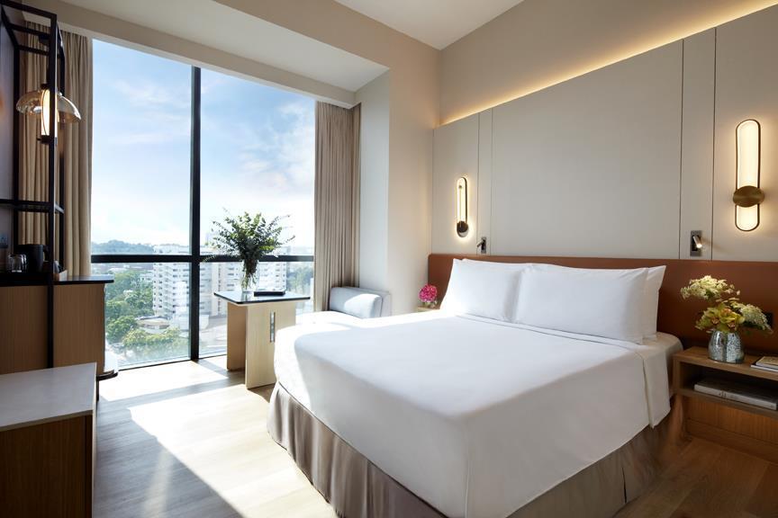 Momentus Alexandra Hotel