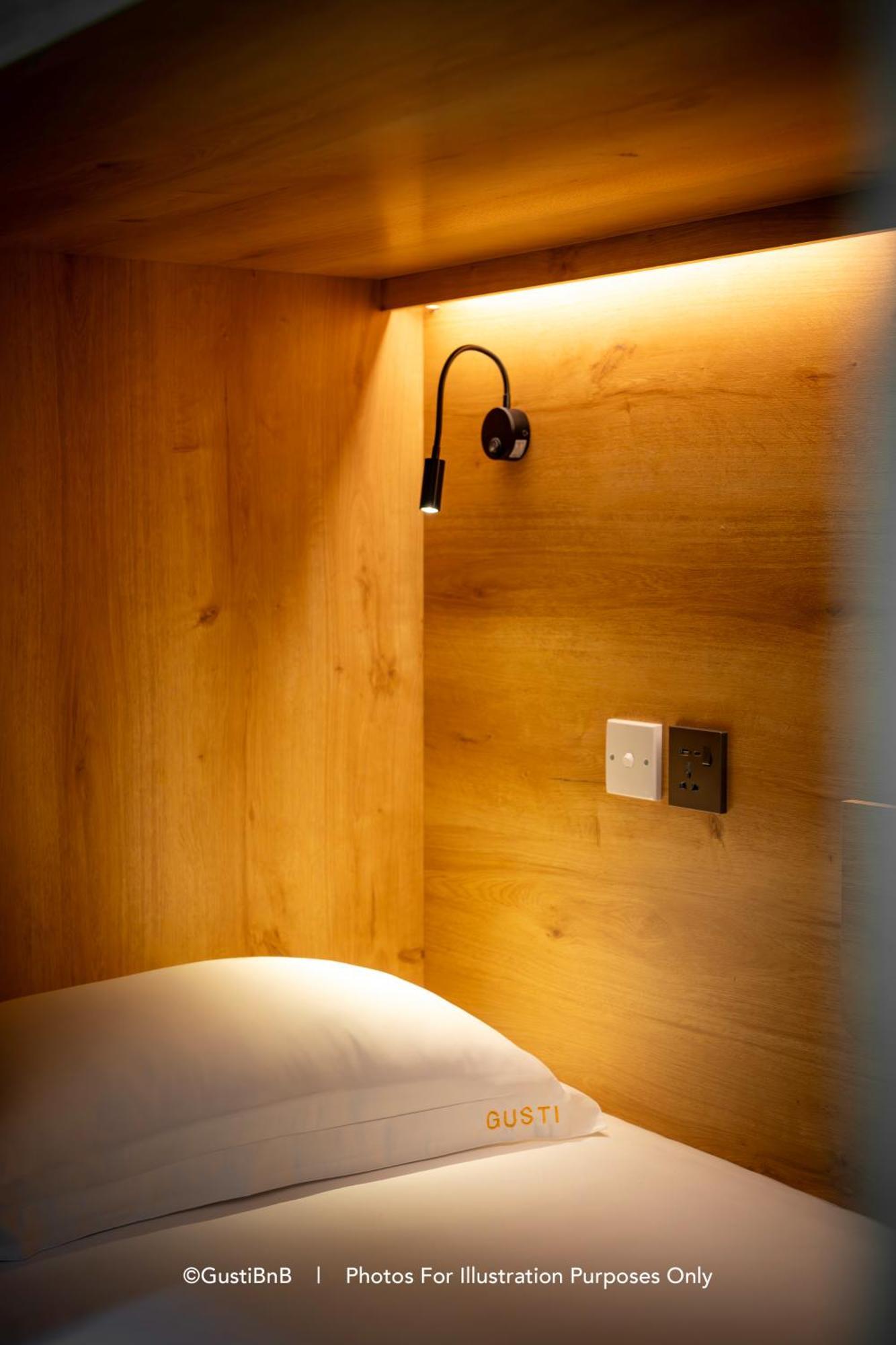 Hostel Gusti