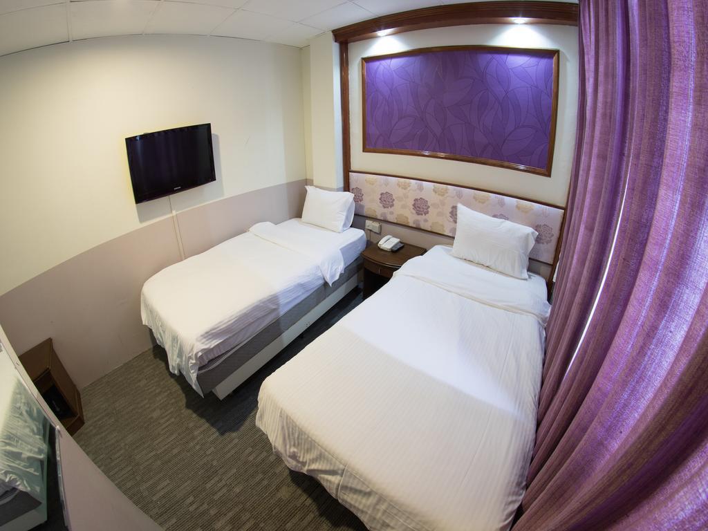 Hotel 165