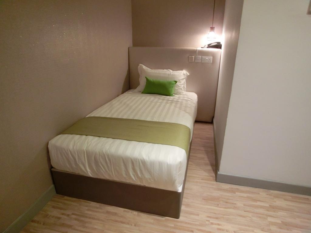 Hotel Champion