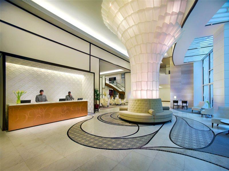 Hotel Rendezvous By Far East Hospitality 4*