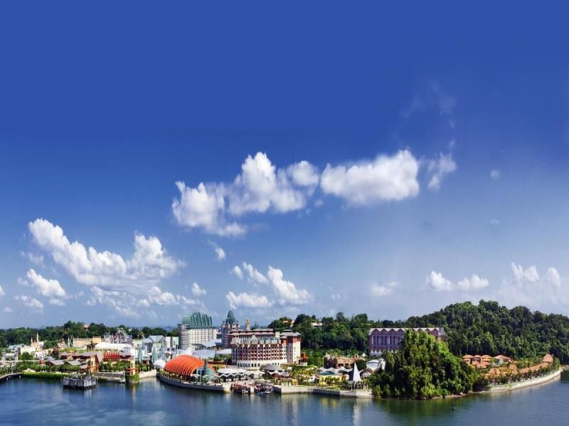 Resort World Sentosa - Festive Singapore