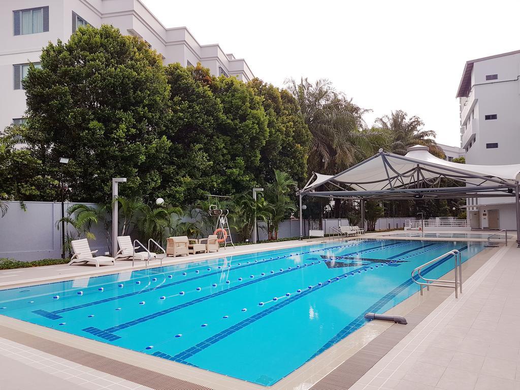 Metropolitan Ymca 4* Singapore