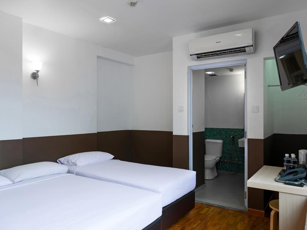 Reddoorz Near Mustafa Center 2* Singapore
