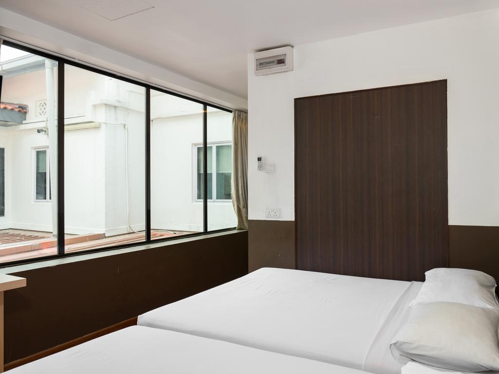 Hotel Reddoorz Near Mustafa Center Singapore