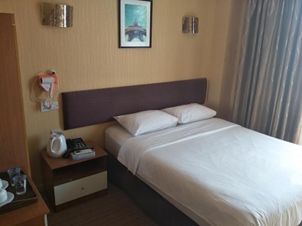 Yaju Hotel 2*