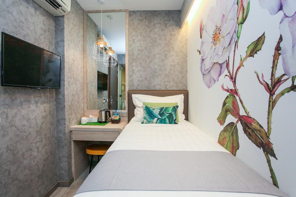 Hotel Champion