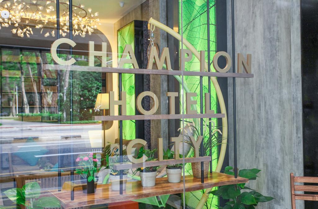 Champion Hotel 3*
