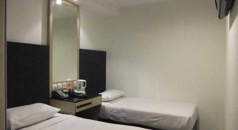 Lion Peak Bugis Hotel Singapore