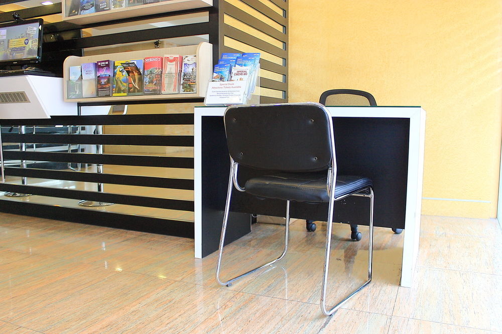 Ibis Budget Selegie Hotel 3*