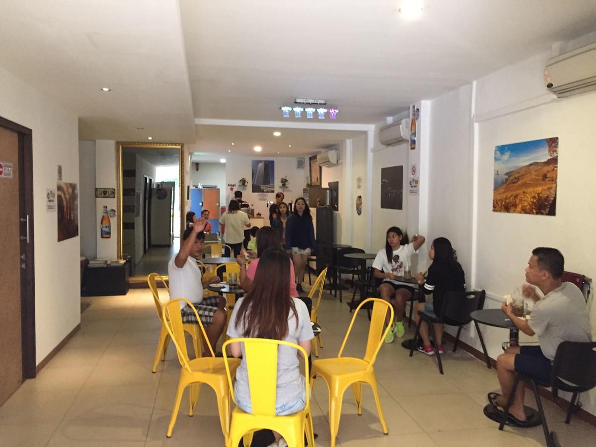 Mercury Backpackers Singapore