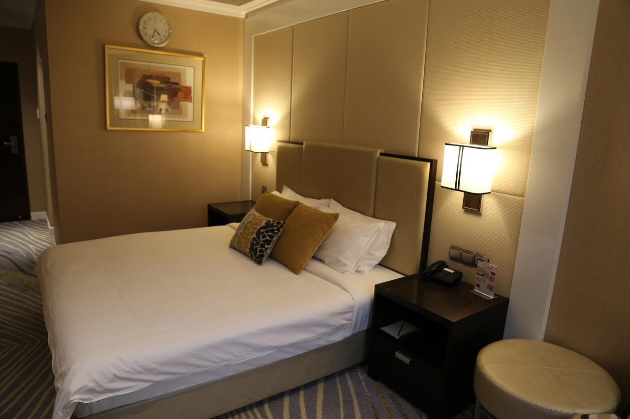 Hotel Ambassador Transit - Terminal 2