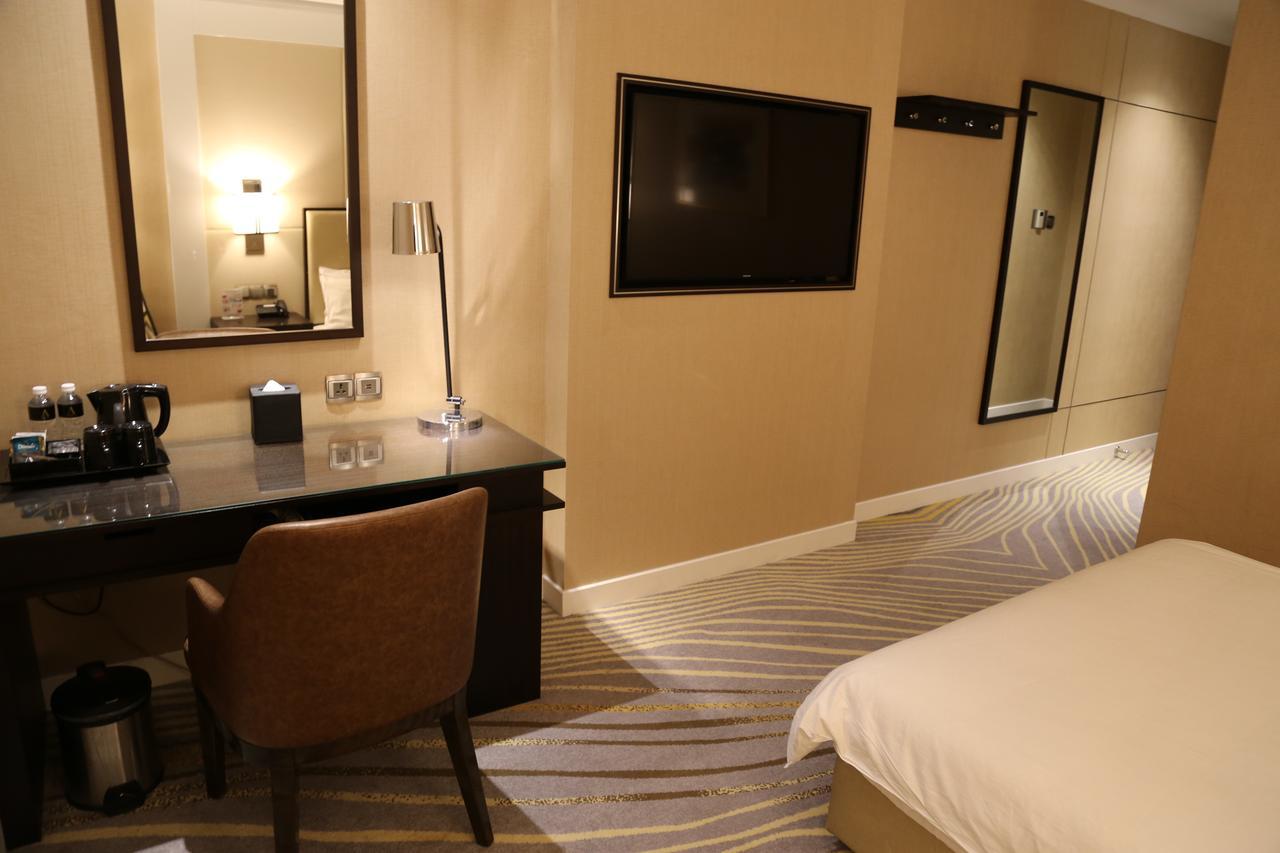 Ambassador Transit - Terminal 2 Hotel