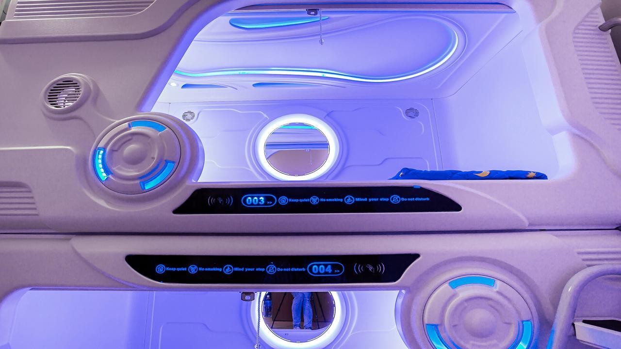 Spacepod@com Hostel
