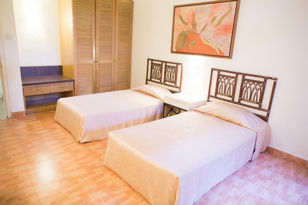 Aranda Country Club 2* Singapore