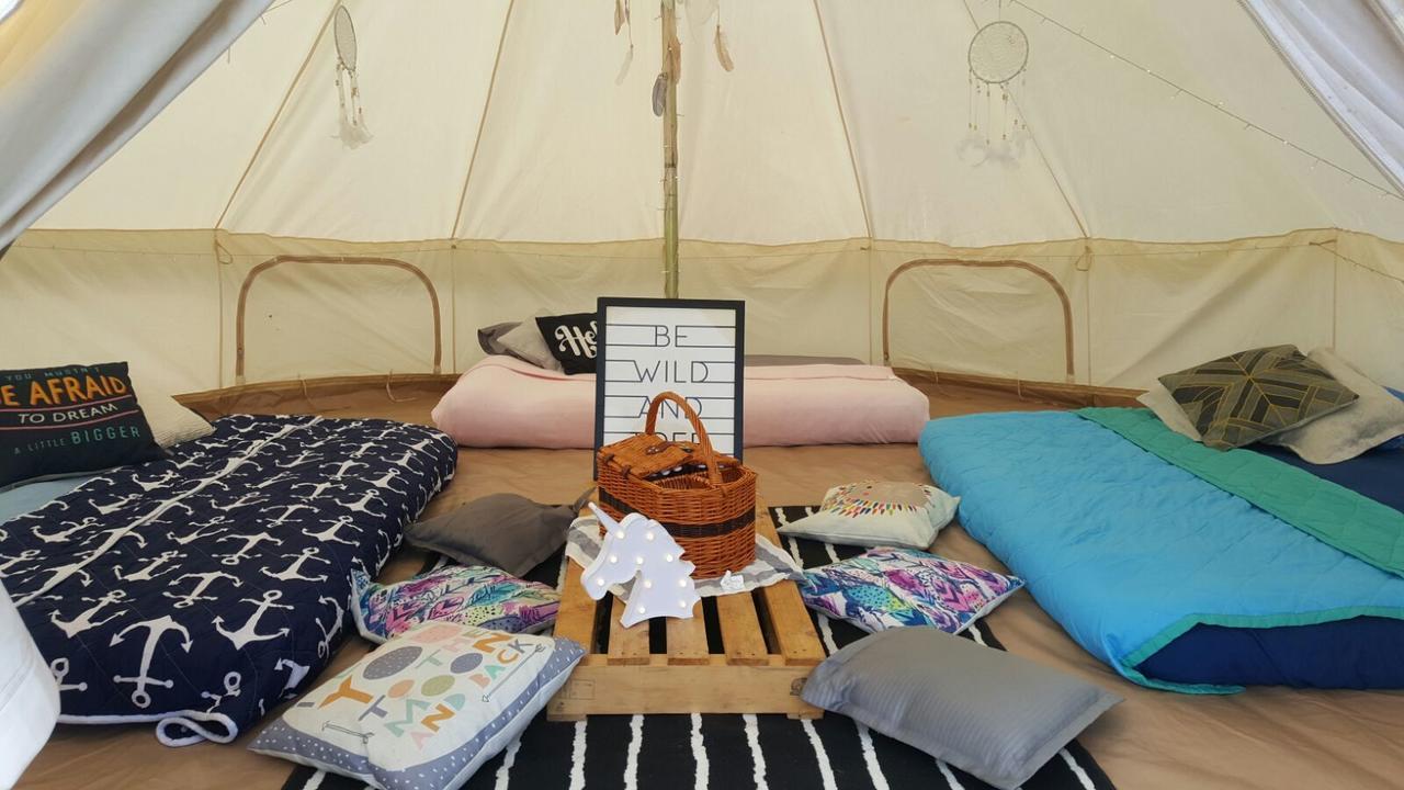 Glamping Society - Large Bell Tent Marangyang tolda Singapore