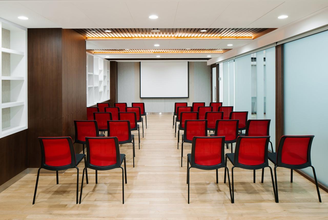 Hotel Ibis On Bencoolen - Newly Renovated 4*