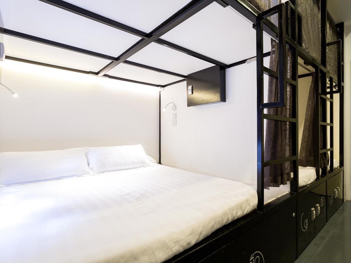 Capsulehotel Abc Premium Singapore