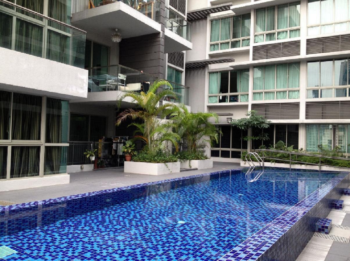 Apartmt With Pool/gym-minwalk To 3 Mrt * Singapore