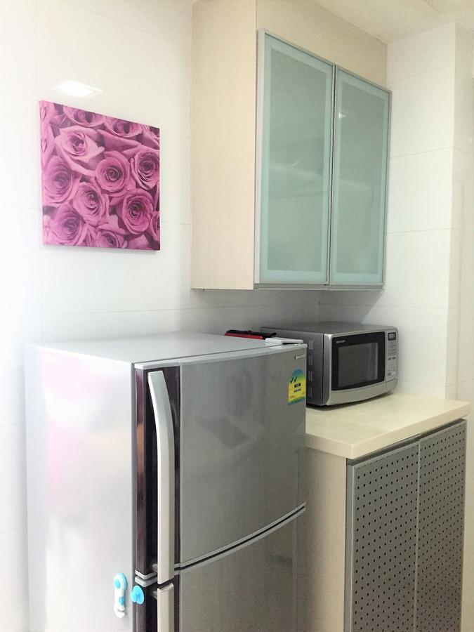 Apartmt With Pool/gym-minwalk To 3 Mrt Singapore