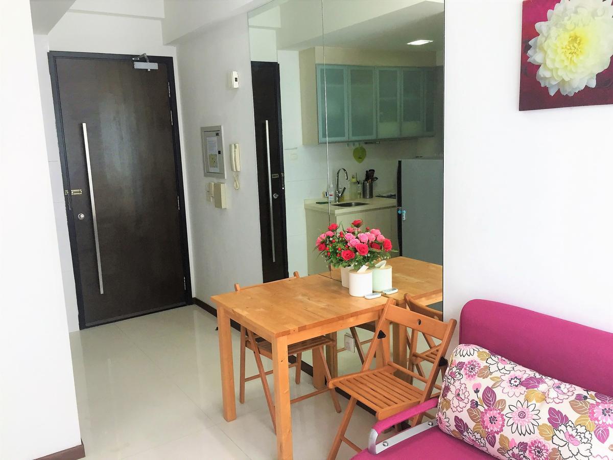 Apartmt With Pool/gym-minwalk To 3 Mrt * Singapore