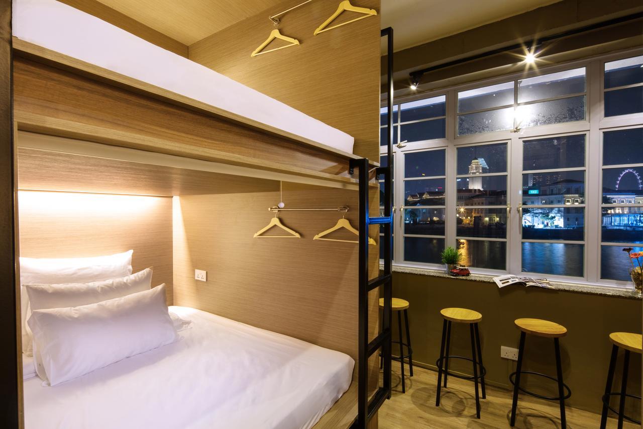 Capsule hotel Beat. Capsule Hostel @ Boat Quay Singapore