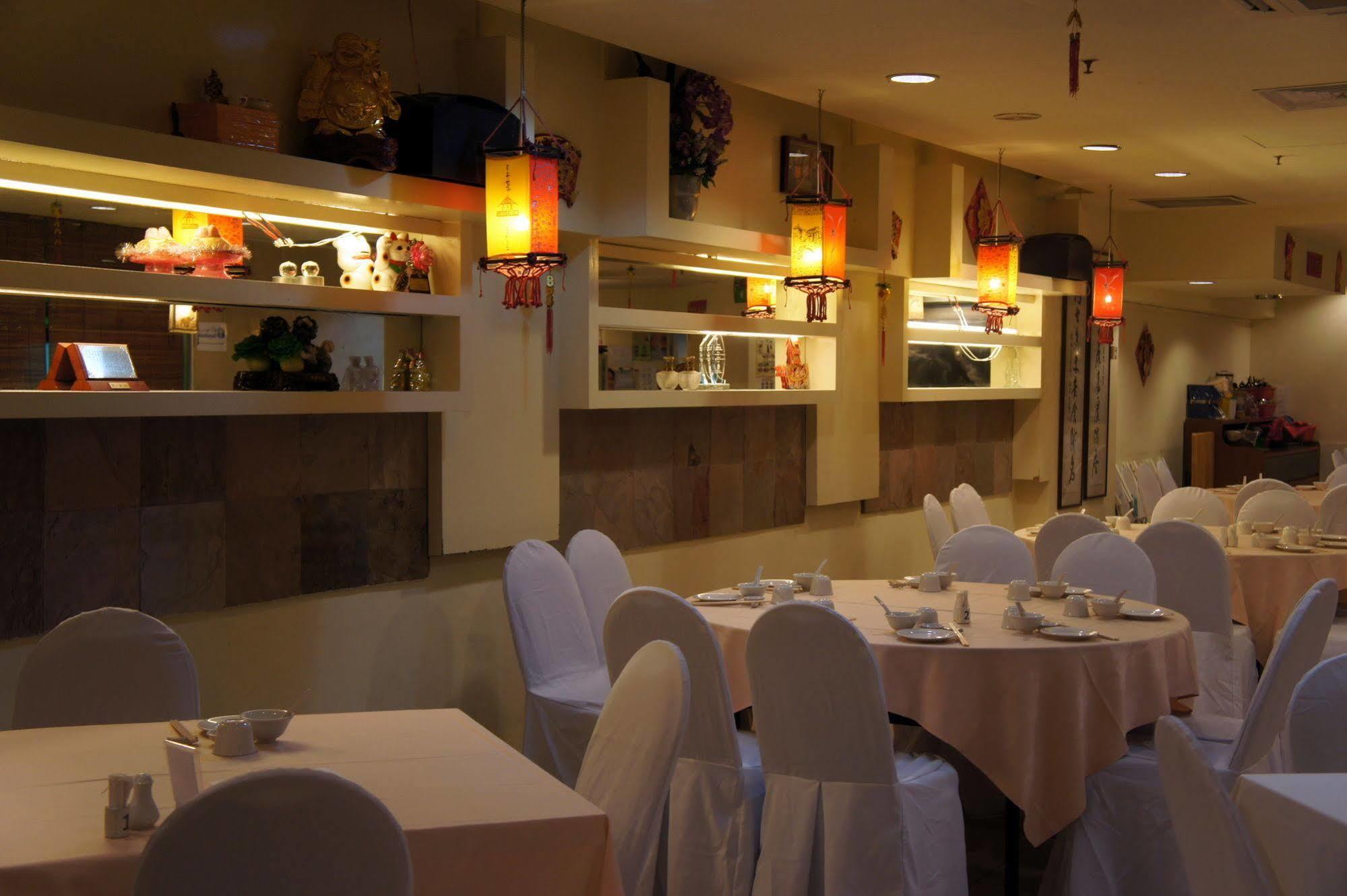 Royal Queens Hotel Singapore