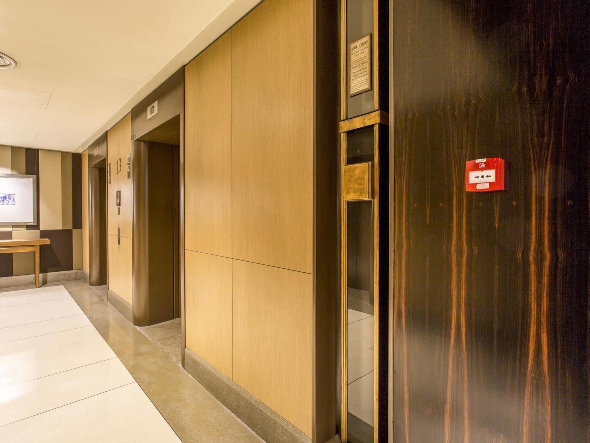 Hotel Ascott Raffles Place 5*