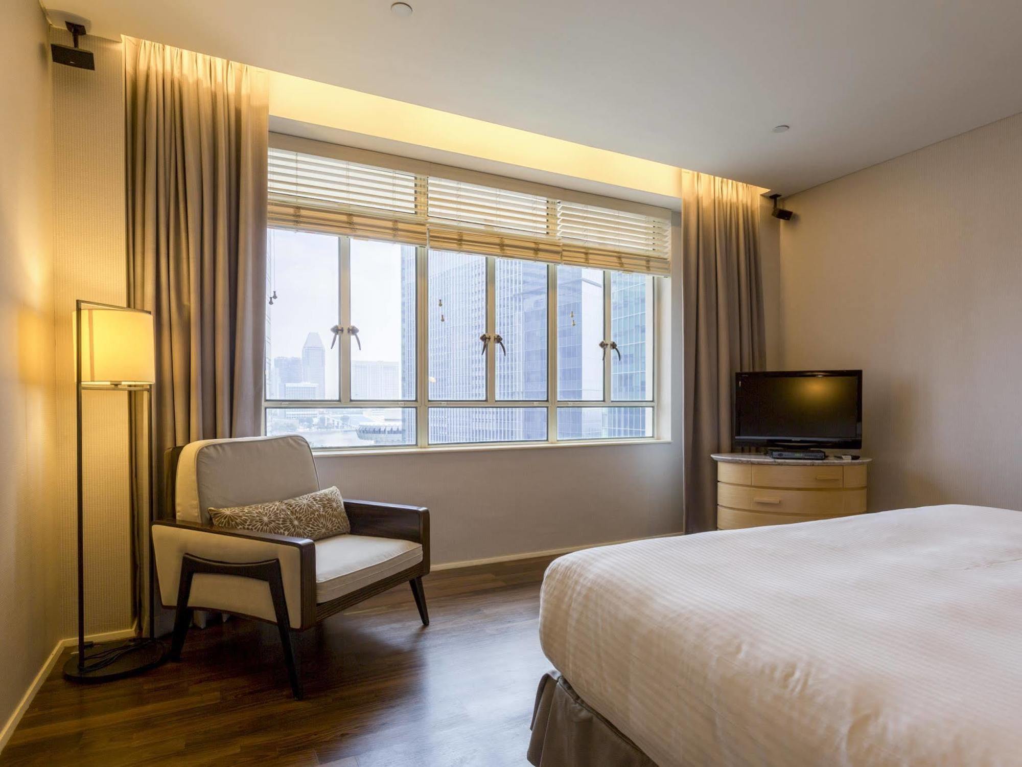Ascott Raffles Place 5*