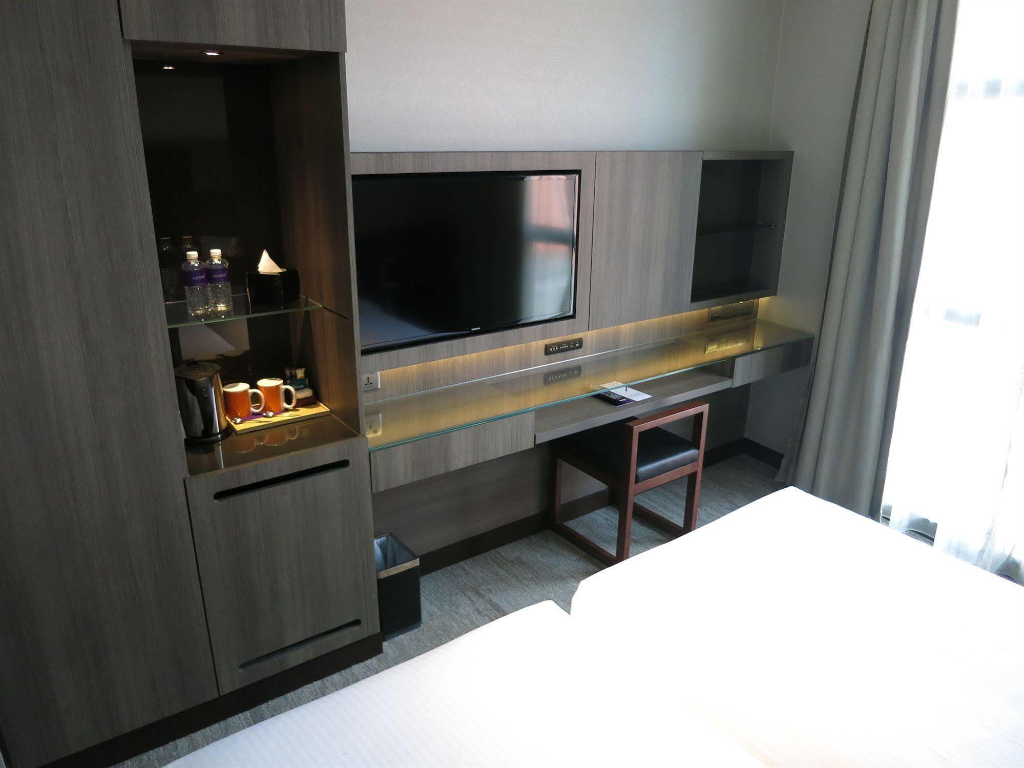 Hotel Aqueen Kitchener Singapore