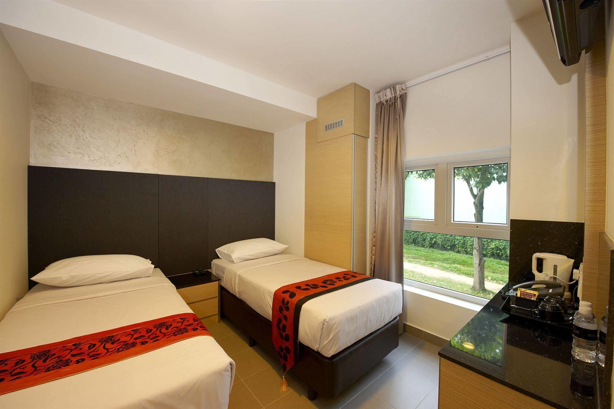 Hotel Lion Peak Bugis Singapore