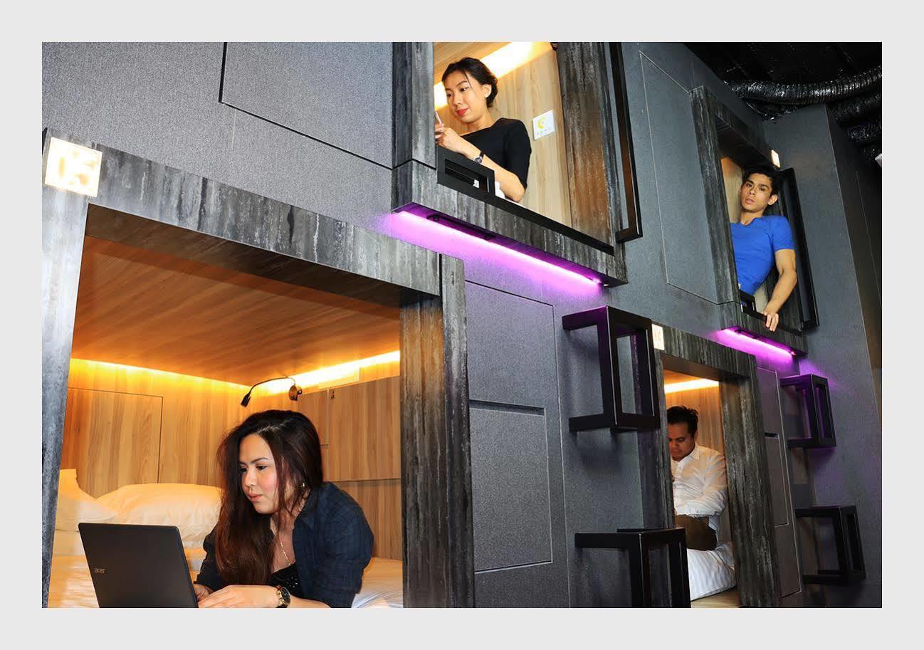 Cube Boutique Capsule 2*