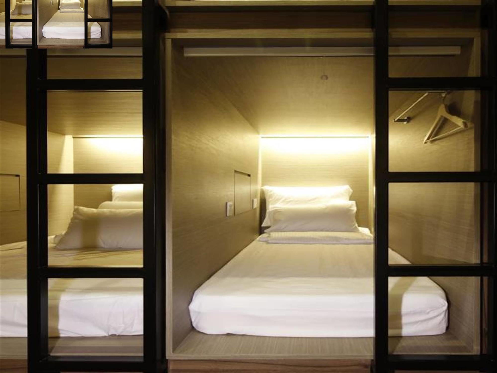Beat. Capsule Hostel @ Boat Quay Capsule hotel