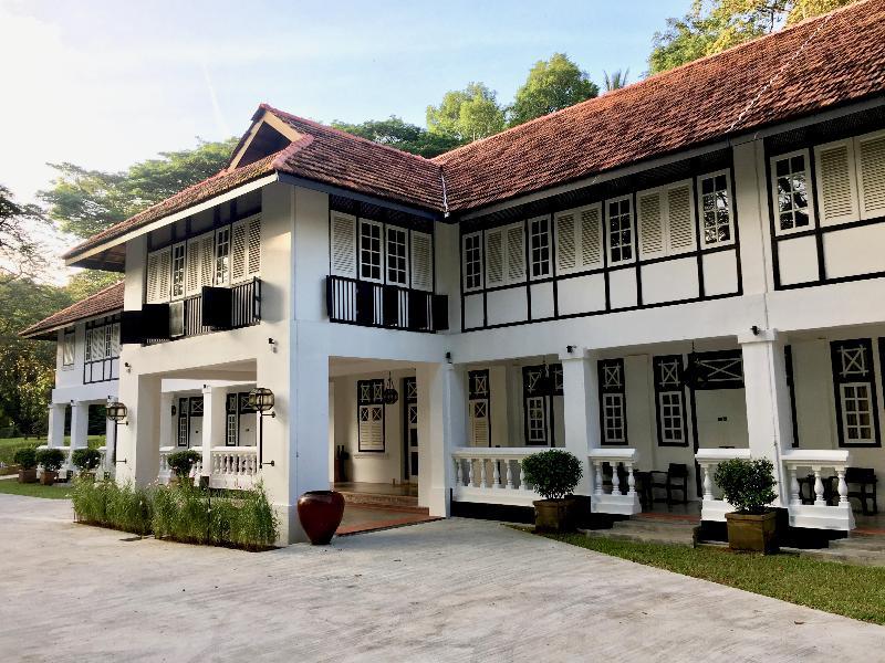 Labrador (adults Only) Singapore